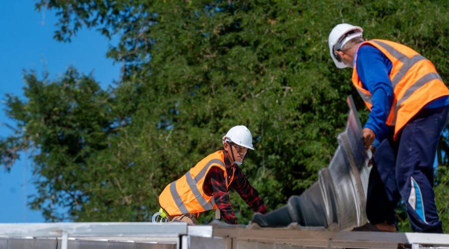 Professional Flat Roofing Installation in Gordon, WI